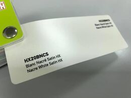 Hexis Nacre White Satin HX20BNCS - Белая сатиновая перламутровая пленка 1.524 m