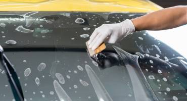 Защита лобового стекла пленкой: полный гид по выбору, установке и уходу | ru