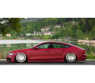 Avery Garnet Red Matte Metallic SW900-472-M 1.524 m