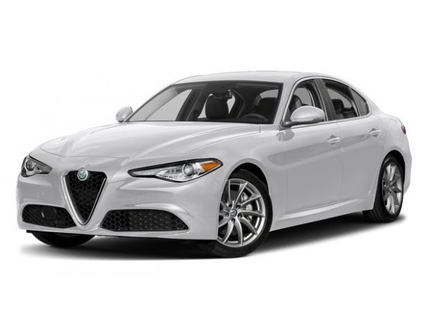 Alfa Romeo Giulia 2017 Седан Капот частично LEGEND