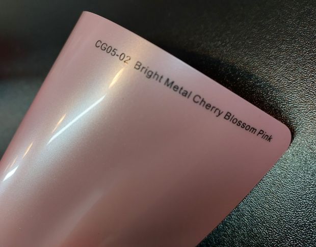 FORMULA PPF Bright Metal Cherry Blossom Pink Gloss G402 - Антигравийная защитная розовая плёнка (глянцевая) 1.52 m