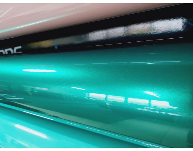 FORMULA PPF Bright Metallic Emerald (light) Gloss G601 - Антигравийная защитная изумрудная плёнка (глянцевая) 1.52 m