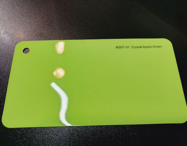FORMULA PPF Crystal Apple Green Gloss G606 - Антигравийная защитная салатовая плёнка (глянцевая) 1.52 m