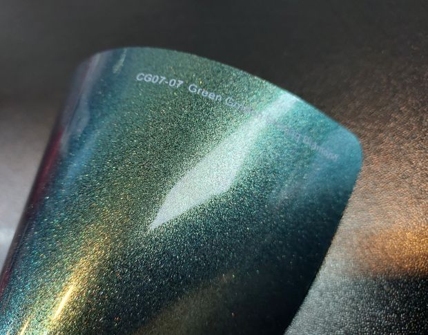 FORMULA PPF Green Golden Shining Diamond Gloss G607 - Антигравийная защитная зелено-золотая хамелеон плёнка (глянцевая) 1.52 m