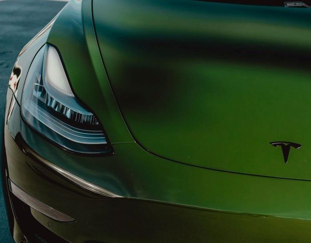 Oracal 970 Bottle Green Gloss 286 1.524 m