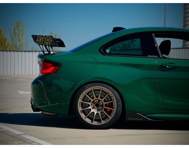 Oracal 970 Fir Green Metallic 677 1.524 m