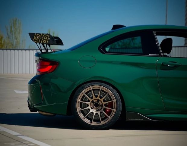 Oracal 970 Fir Green Metallic 677 1.524 m