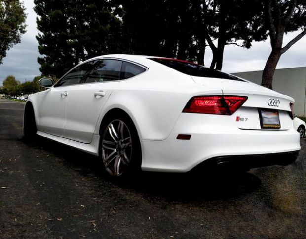 Avery Dennison White AW1690001 Satin 1.524 m