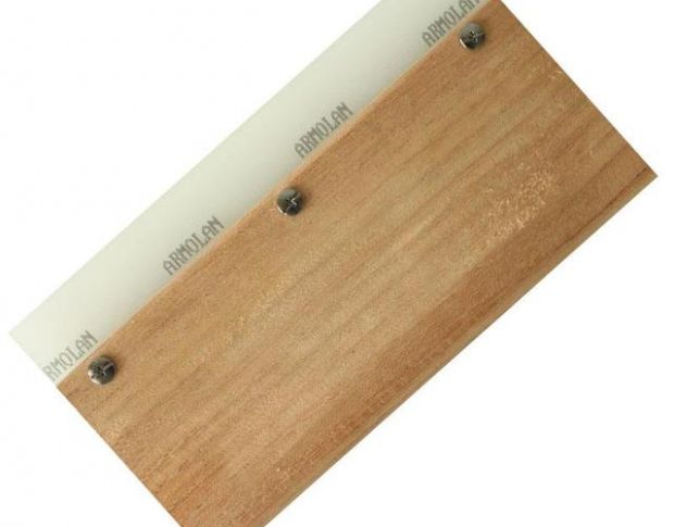 Деревянный ракель с полиуретаном 210 x 112 mm