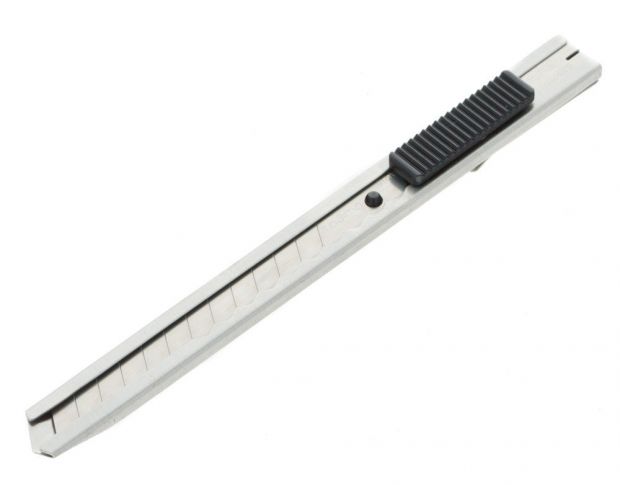 Tajima Handy Cutter LC301B 9 mm + леза Tajima LCB-30 EB (3 шт.)