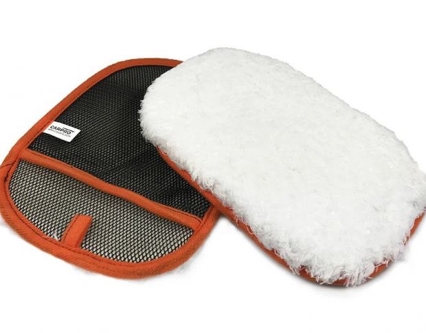 CarPro Hand Wash Microfiber Mitt