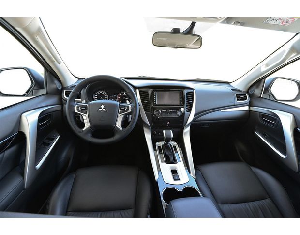 Викрійка для салону MITSUBISHI PAJERO SPORT 2015