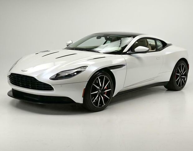 Викрійка для салону ASTON MARTIN DB11 2017