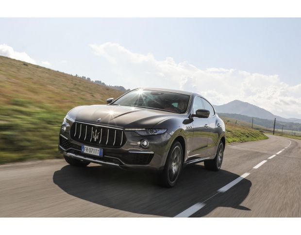 Комплект викрійок для салону MASERATI LEVANTE 2018