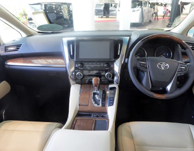 Комплект викрійок для салону TOYOTA ALPHARD/VELLFIRE 2015