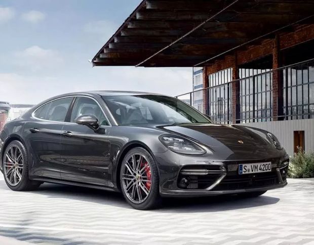 Комплект викрійок для салону PORSCHE PANAMERA 2017