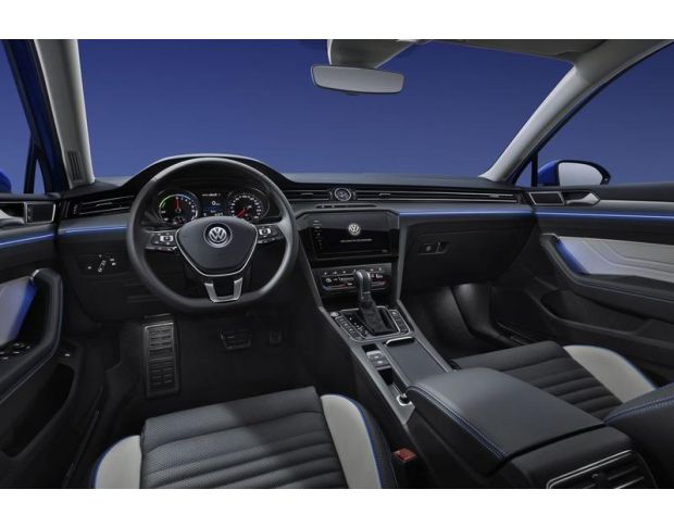 Комплект викрійок для салону VOLKSWAGEN MAGOTAN 2019