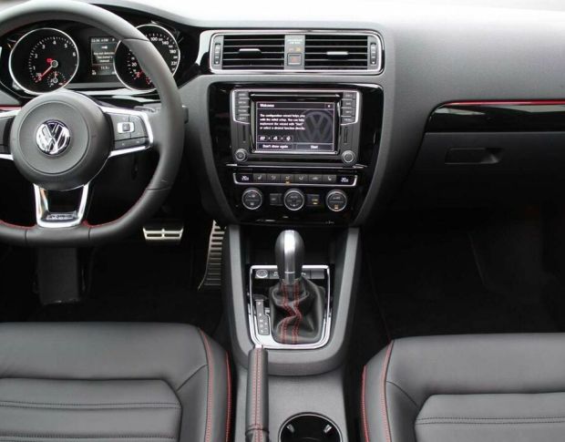 Комплект викрійок для салону VOLKSWAGEN SAGITAR 2017-2018