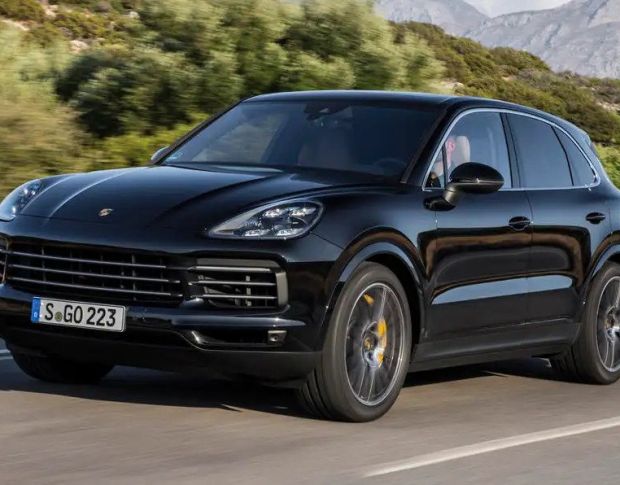 Комплект викрійок для салону PORSCHE CAYENNE S 2018
