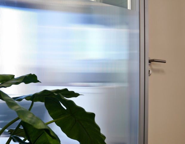 Solar Screen Vogue - Декоративна плівка під флутс скло 1.52 m