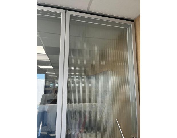 Solar Screen Vogue - Декоративна плівка під флутс скло 1.52 m