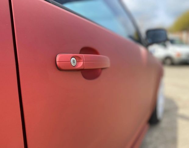 Arlon Matte Red Aluminium 551 1.524 m