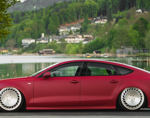 Avery Garnet Red Matte Metallic SW900-472-M 1.524 m