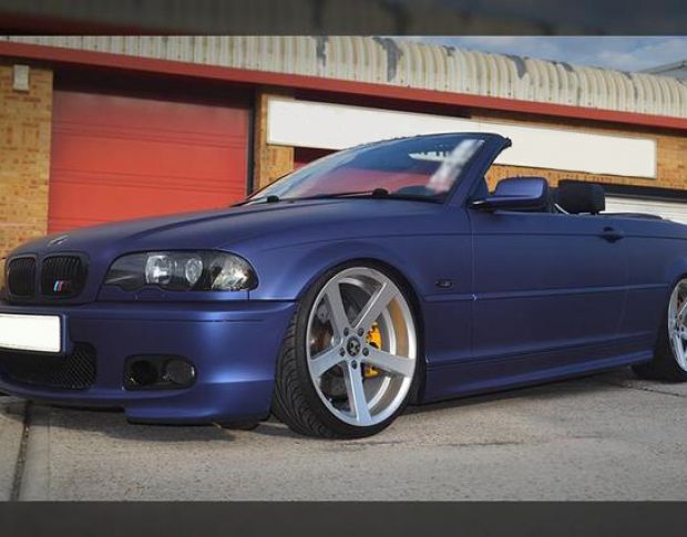 Avery Night Blue Matte Metallic 1.524 m