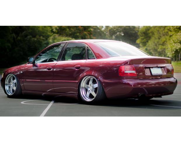 Avery Burgundy Gloss SW900-475-0 1.524 m