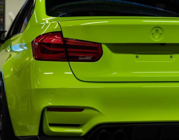 Avery Lime Green Gloss BP1170001 1.524 m