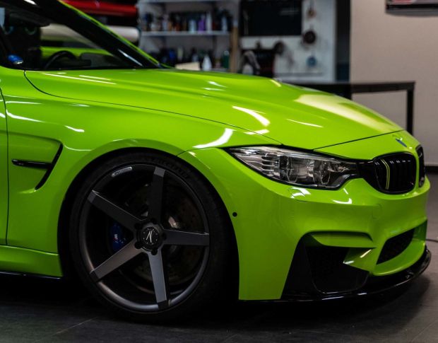 Avery Lime Green Gloss BP1170001 1.524 m
