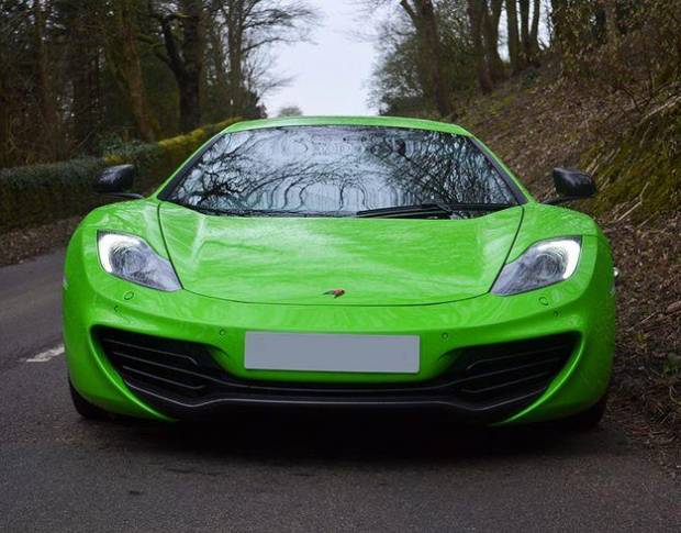 Avery Grass Green Gloss BP1180001 1.524 m