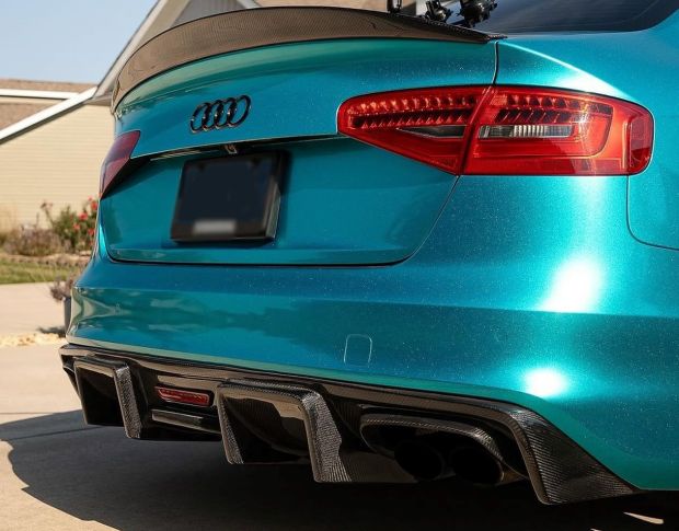 Oracal 970 Gloss Metallic Turbo Turquoise 172 1.524 m