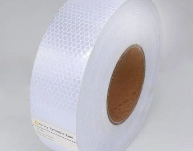 AT Safety Commercial Grade Conspicuity Markings RT1100 - Світловідбиваюча біла стрічка 5 cm