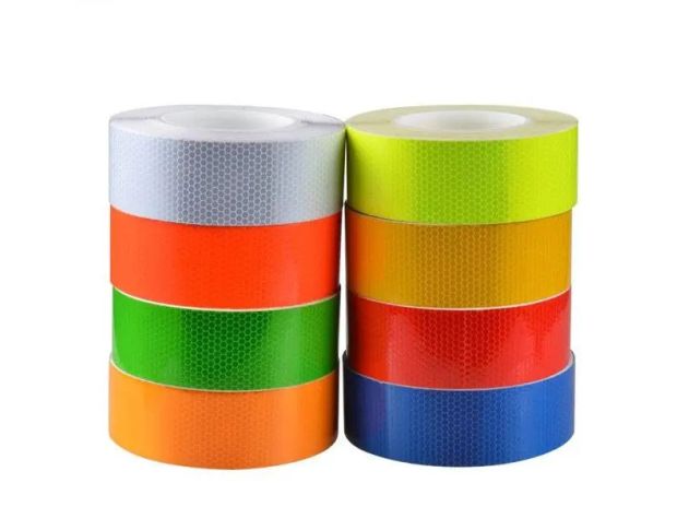 AT Safety Commercial Grade Conspicuity Markings RT1100 - Світловідбиваюча біла стрічка 5 cm