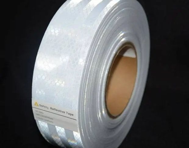 AT Safety Diamond Grade Conspicuity Markings RT5100 - Светоотражающая белая лента 5 cm