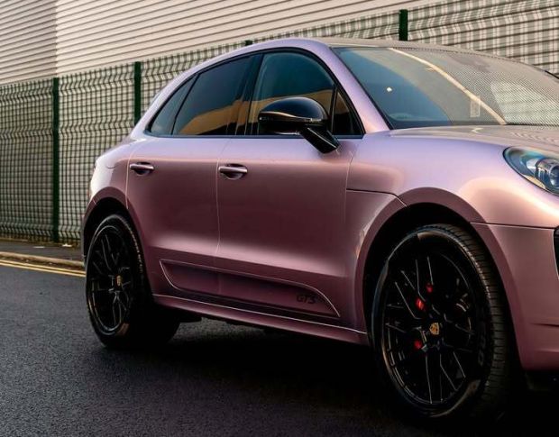 Arlon Gloss Future Berry Metallic 434 1.524 m