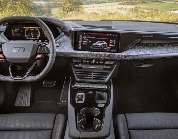 Захисне скло Pixsel на панель приладів AUDI E-TRON GT 14.4“ 2024 - (гібридне мат)
