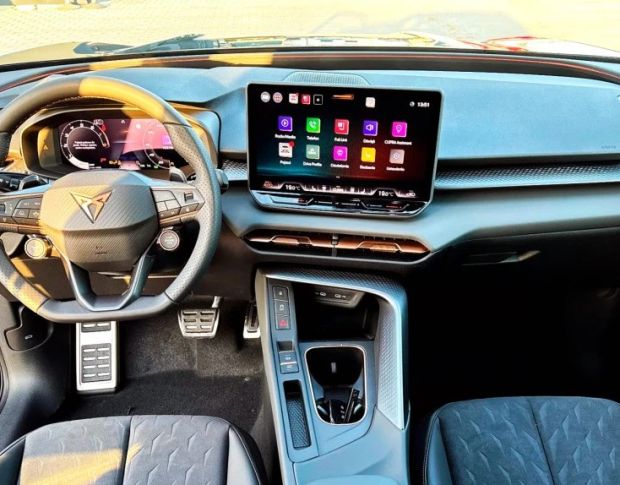Захисне скло Pixsel на панель приладів CUPRA TERRAMAR 9.9“ 2022 - (гібридне мат)