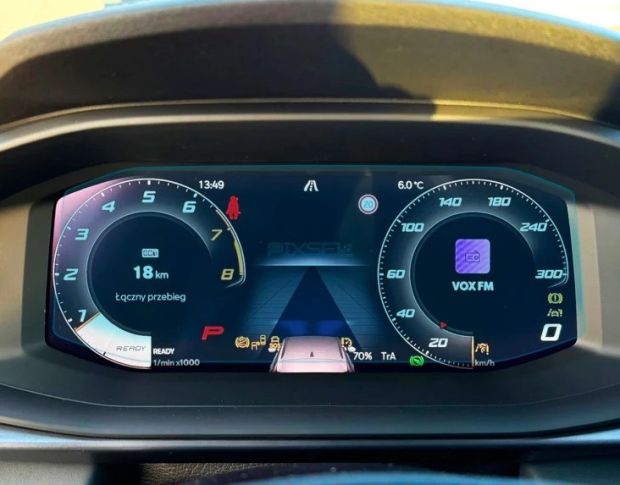 Захисне скло Pixsel на панель приладів CUPRA TERRAMAR 9.9“ 2022 - (гібридне мат)