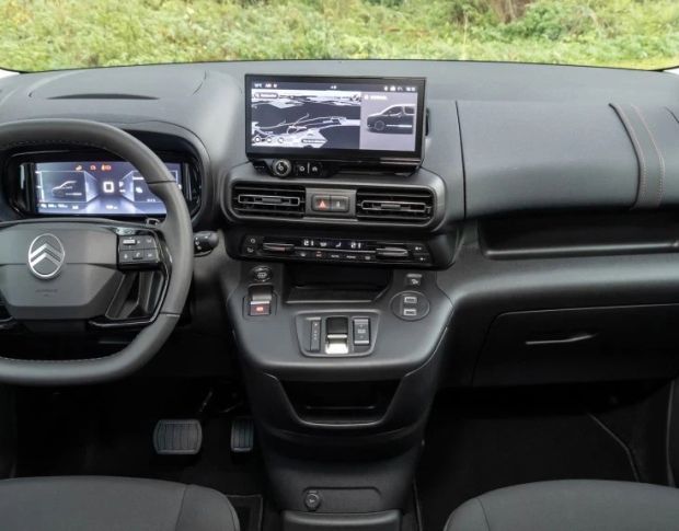 Захисне скло Pixsel на панель приладів CITROEN BERLINGO 9.8“ 2024 - (гібридне мат)